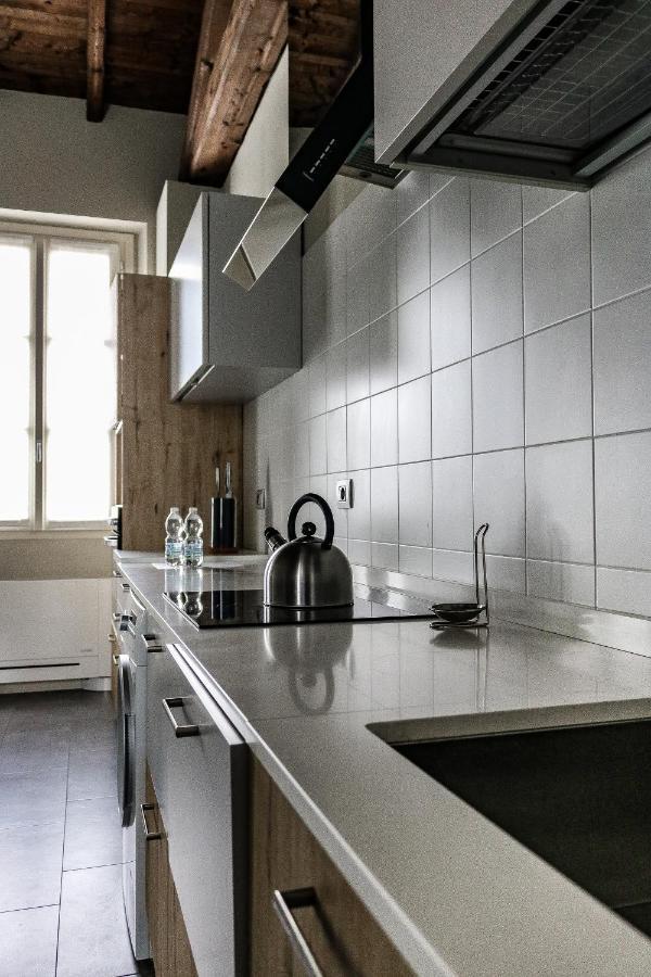 Via Natta - San Siro Apartments - 4 People Milan Bagian luar foto