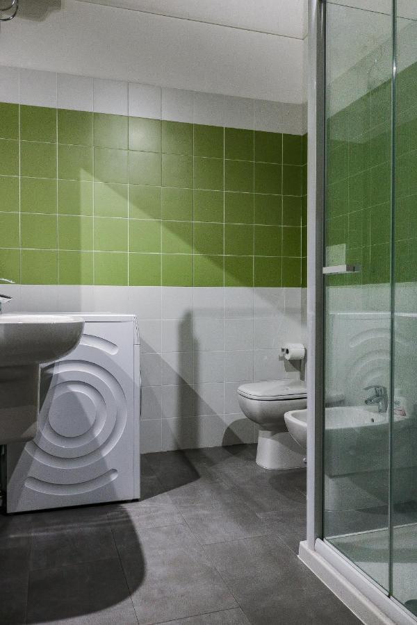 Via Natta - San Siro Apartments - 4 People Milan Bagian luar foto